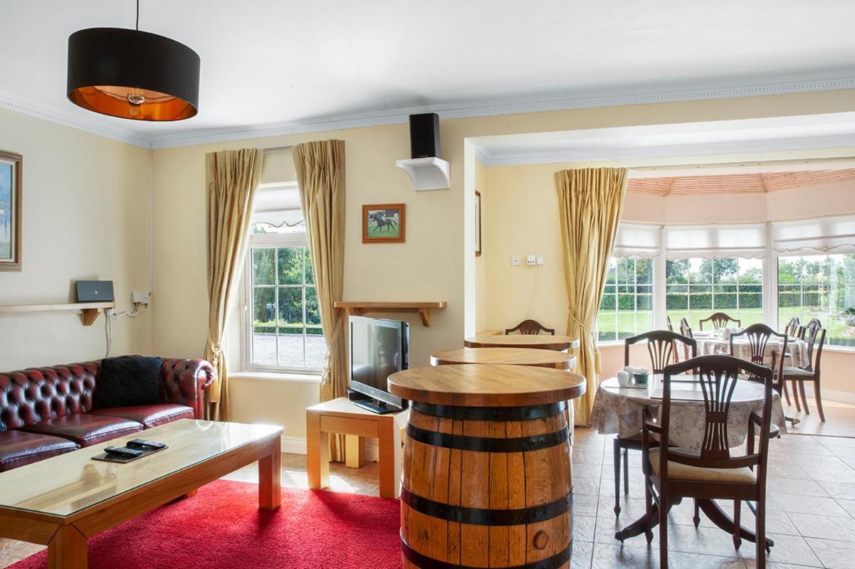 The Ridgewood Lodge Newbridge  Εξωτερικό φωτογραφία